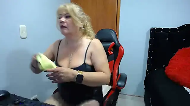 Ursulawhite69 online show from 06.21.26