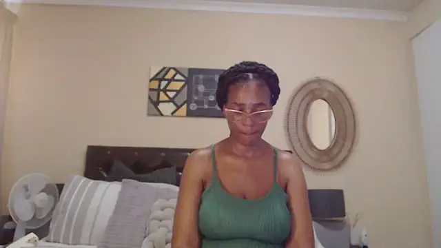 Creamyass22 online show from 02.19.26