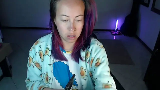charlottezoe15 online show from 04.26.26