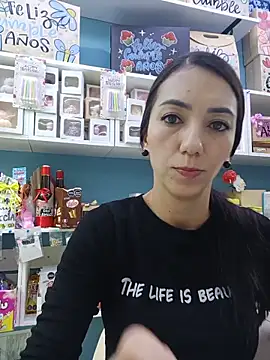 LunaZambrano online show from 06.10.26