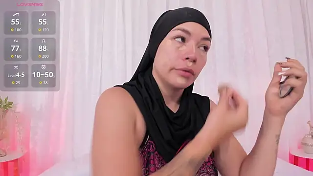 aisha vs online show from 04.25.26