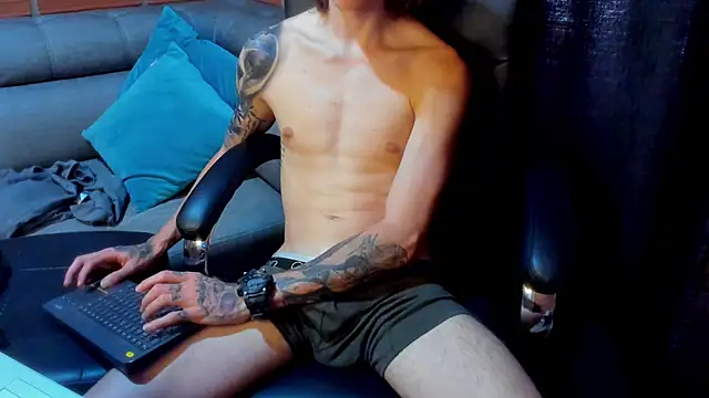 Snapshot of Dmtry6 chatting on 01.29.25 Dmtry6 online show from 01.29.25