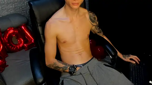 Snapshot of Dmtry6 chatting on 02.16.25 Dmtry6 online show from 02.16.25