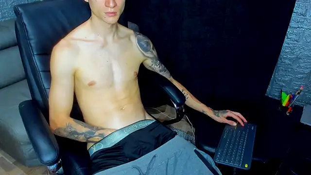 Snapshot of Dmtry6 chatting on 03.04.25 Dmtry6 online show from 03.04.25