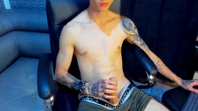 Snapshot of Dmtry6 chatting on 03.16.25 Dmtry6 online show from 03.16.25