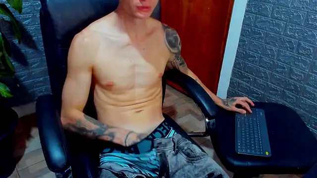 Snapshot of Dmtry6 chatting on 03.21.25 Dmtry6 online show from 03.21.25