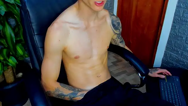 Snapshot of Dmtry6 chatting on 03.21.25 Dmtry6 online show from 03.21.25