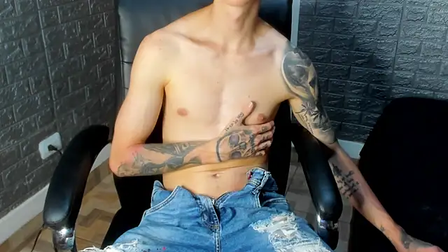 Snapshot of Dmtry6 chatting on 11.09.25 Dmtry6 online show from 11.09.25