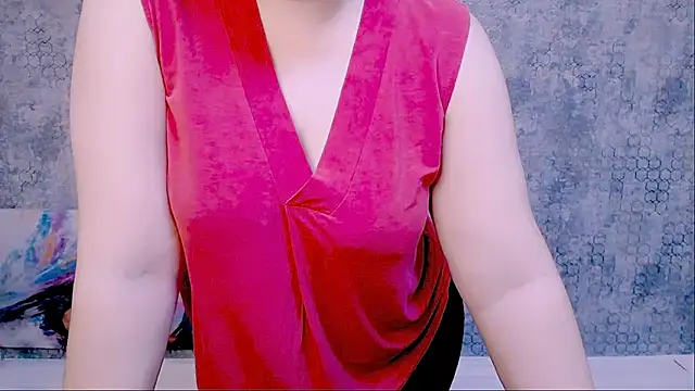 Snapshot of Djullia chatting on 02.10.25 Djullia online show from 02.10.25