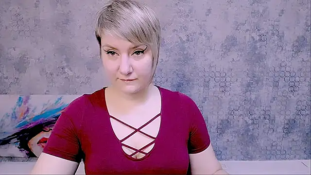 Snapshot of Djullia chatting on 02.19.25 Djullia online show from 02.19.25