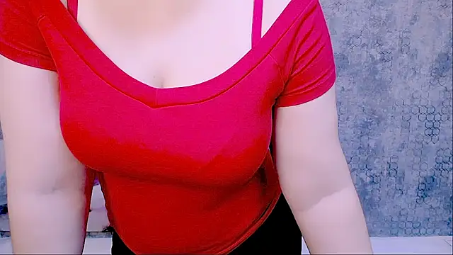 Snapshot of Djullia chatting on 10.23.25 Djullia online show from 10.23.25