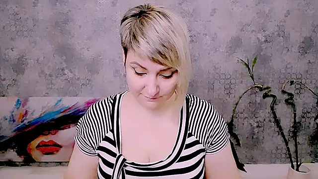 Djullia online show from 06.08.26