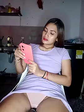 annie-19 online show from 12.13.24