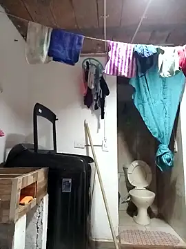 annie-19 online show from 12.29.24