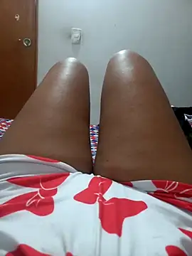 annie-19 online show from 09.24.25