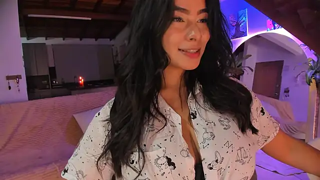 CelesteBreedlove online show from 12.18.24