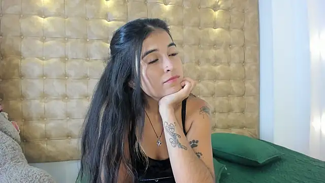 violet giraldo online show from 07.17.26