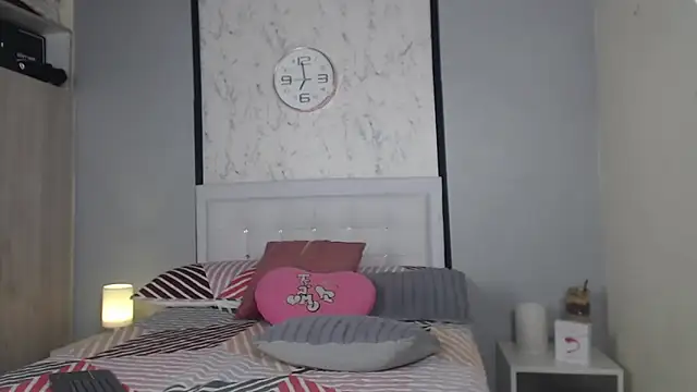 Sofia Blosom online show from 02.11.25