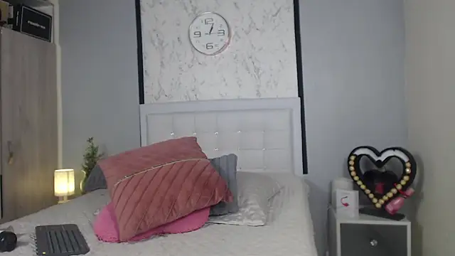 Sofia Blosom online show from 03.14.25