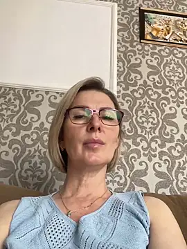 sensualEmilia online show from 06.11.26
