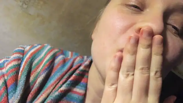 Snapshot of FrumCake chatting on 02.03.25 FrumCake online show from 02.03.25