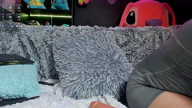 Katiehill 1 online show from 03.22.25