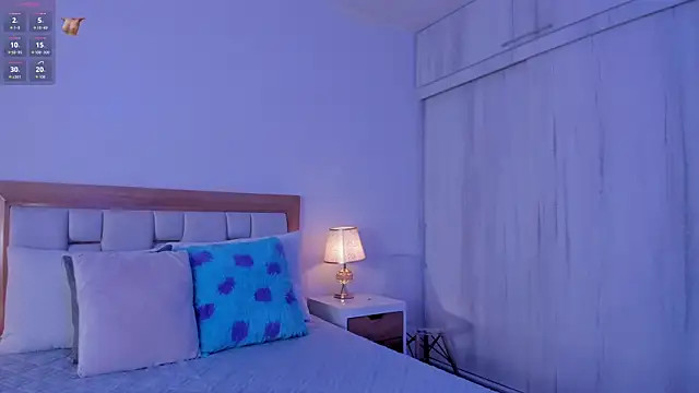 mia hank online show from 04.30.26