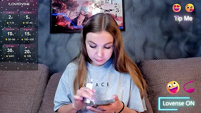 Snapshot of CassieMils chatting on 10.22.25 CassieMils online show from 10.22.25