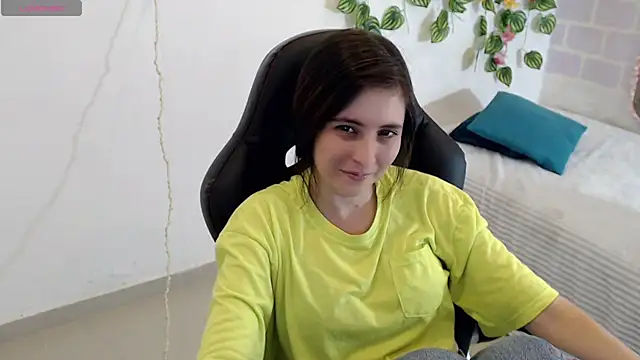 Snapshot of tania_sweet__ chatting on 01.21.25 tania sweet online show from 01.21.25