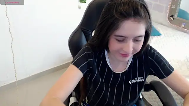 Snapshot of tania_sweet__ chatting on 02.01.25 tania sweet online show from 02.01.25