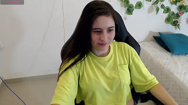 Snapshot of tania_sweet__ chatting on 02.07.25 tania sweet online show from 02.07.25