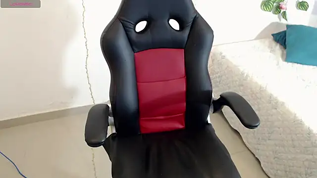 Snapshot of tania_sweet__ chatting on 02.28.25 tania sweet online show from 02.28.25