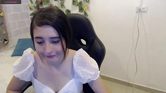 Snapshot of tania_sweet__ chatting on 03.03.25 tania sweet online show from 03.03.25