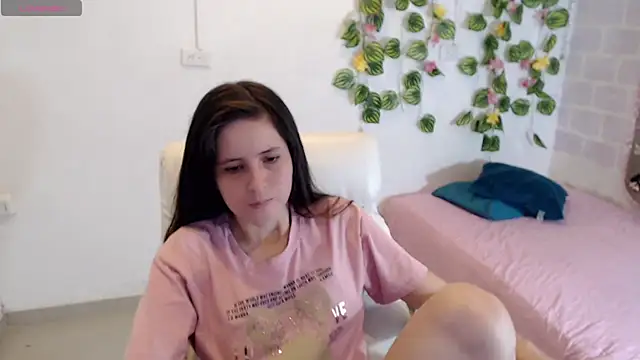 Snapshot of tania_sweet__ chatting on 11.09.25 tania sweet online show from 11.09.25