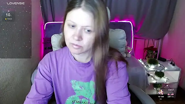 alekasamui online show from 02.13.25