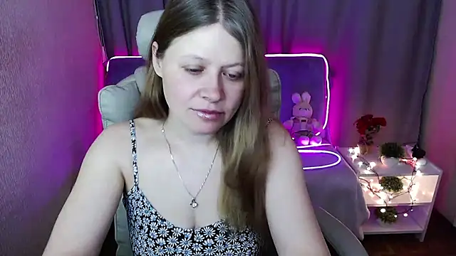 alekasamui online show from 03.19.25