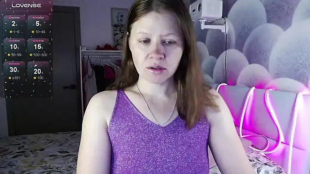 alekasamui online show from 09.28.25