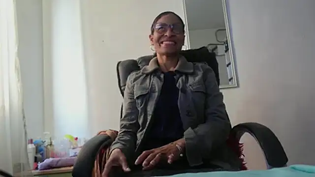 Aries Mature online show from 04.30.26