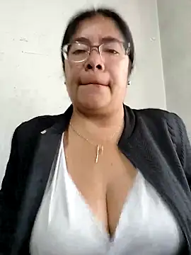   valentina18 online show from 11.05.25