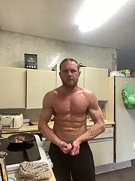 Snapshot of FuelX@xh chatting on 07.02.26 FuelXxh online show from 07.02.26