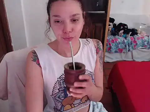 Snapshot of deftoolceles chatting on 12.05.24 deftoolceles online show from 12.05.24