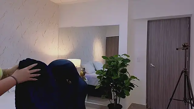 ava blue online show from 04.25.26