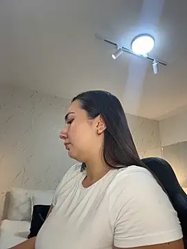 ava blue online show from 06.19.26