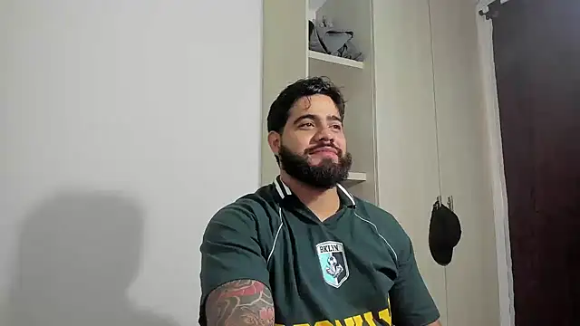 Snapshot of _Coddygold_ chatting on 10.31.25 Coddygold online show from 10.31.25