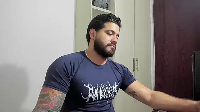 Snapshot of _Coddygold_ chatting on 11.28.25 Coddygold online show from 11.28.25