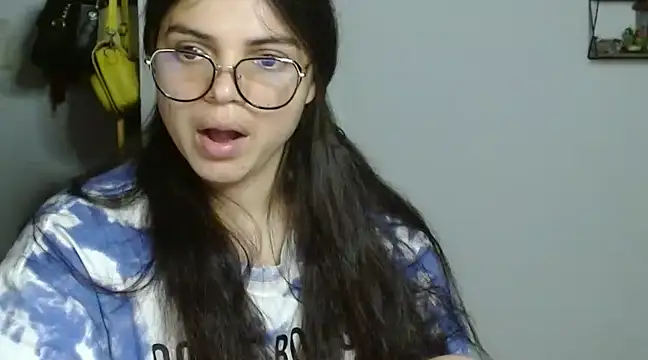 Nikkykora15 online show from 01.12.25