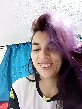 Snapshot of julieth_sex1 chatting on 01.29.25 julieth sex1 online show from 01.29.25