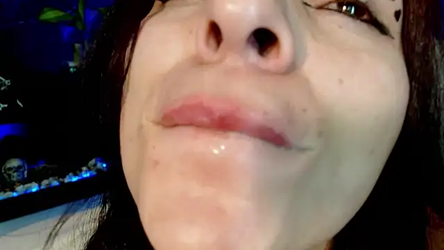 julieth sex1 online show from 07.05.26