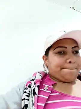 Alyona21 online show from 02.13.25