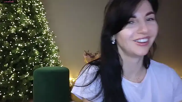 Snapshot of Mary_love16 chatting on 12.05.24 Mary love16 online show from 12.05.24